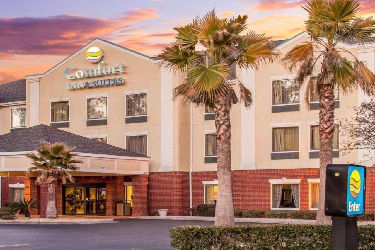 Comfort Inn & Suites Statesboro - University Area Bagian luar foto