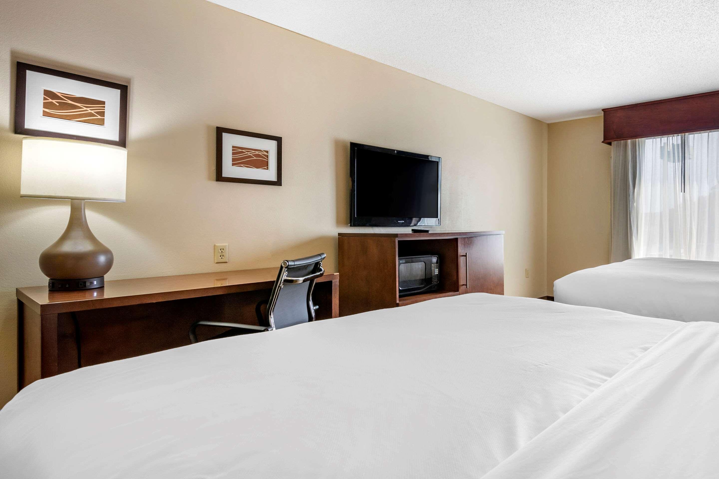 Comfort Inn & Suites Statesboro - University Area Bagian luar foto