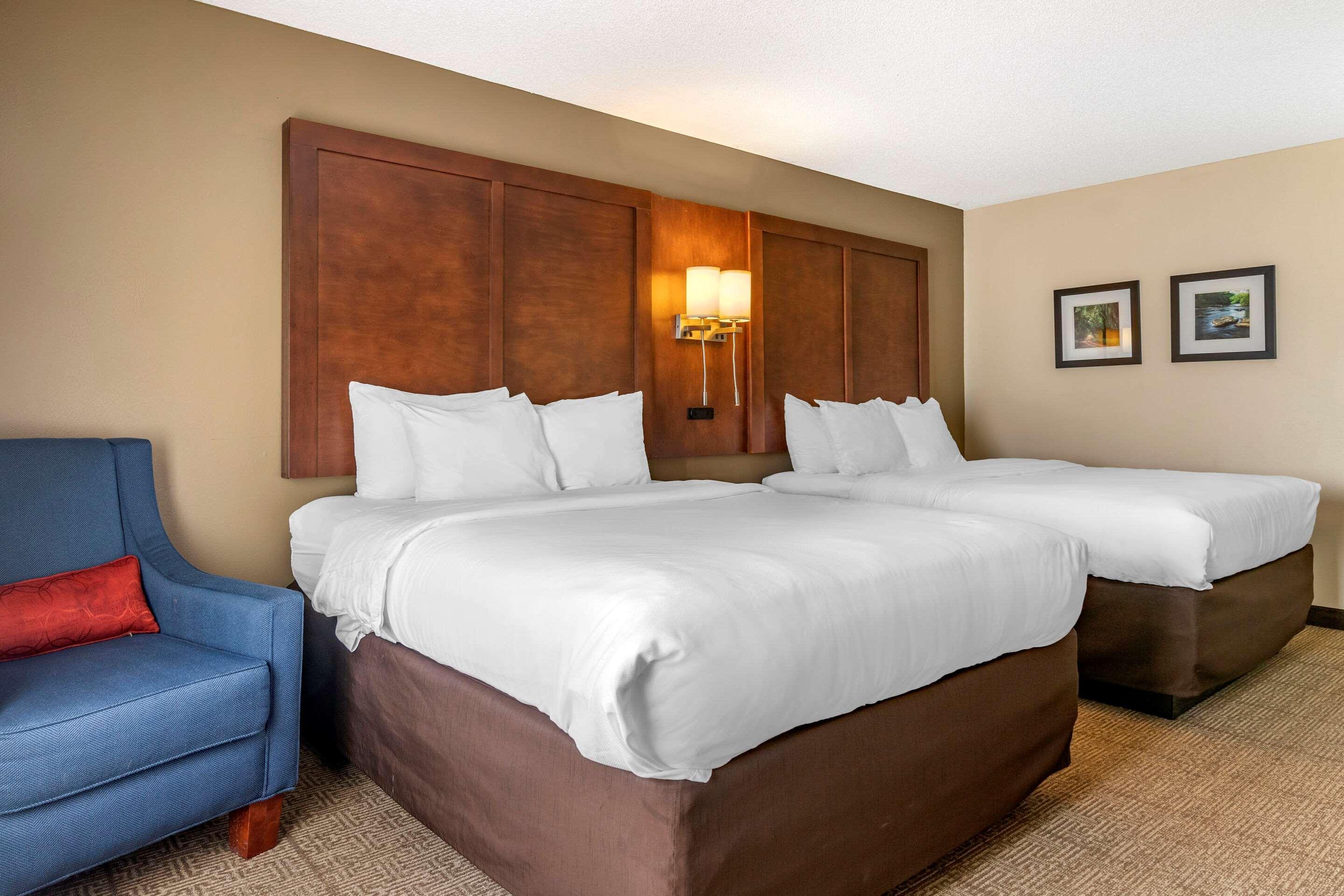 Comfort Inn & Suites Statesboro - University Area Bagian luar foto