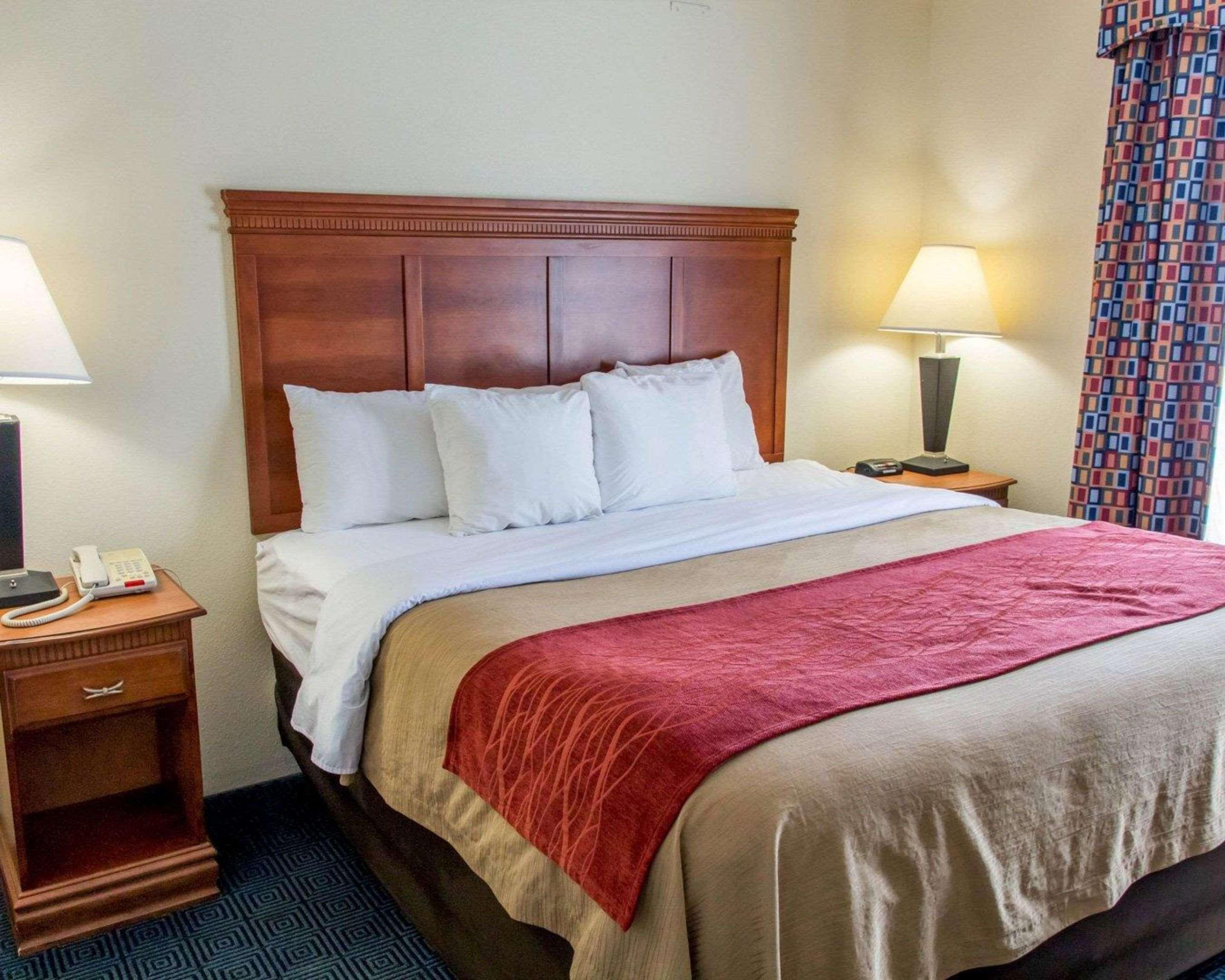 Comfort Inn & Suites Statesboro - University Area Bagian luar foto