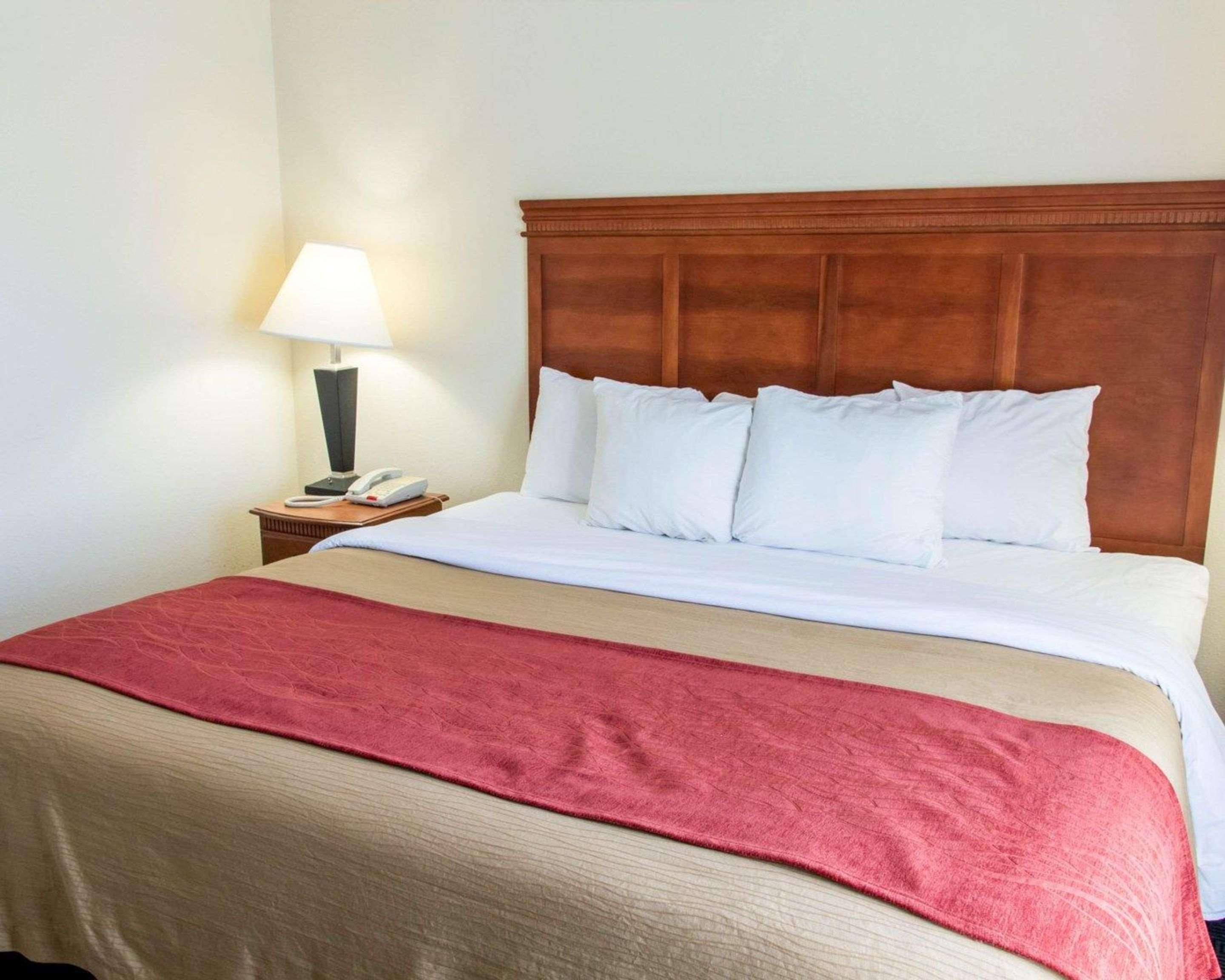 Comfort Inn & Suites Statesboro - University Area Bagian luar foto