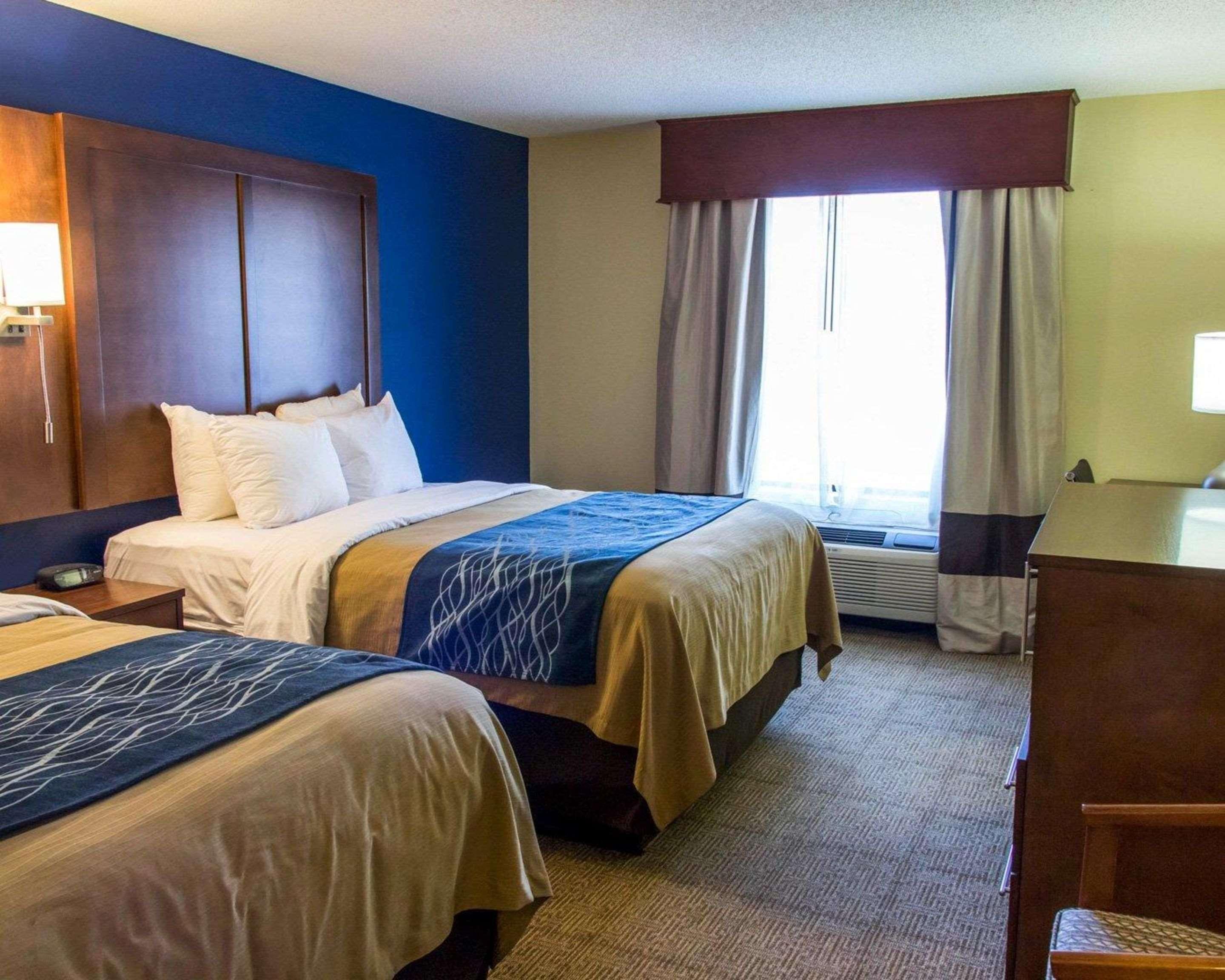 Comfort Inn & Suites Statesboro - University Area Bagian luar foto