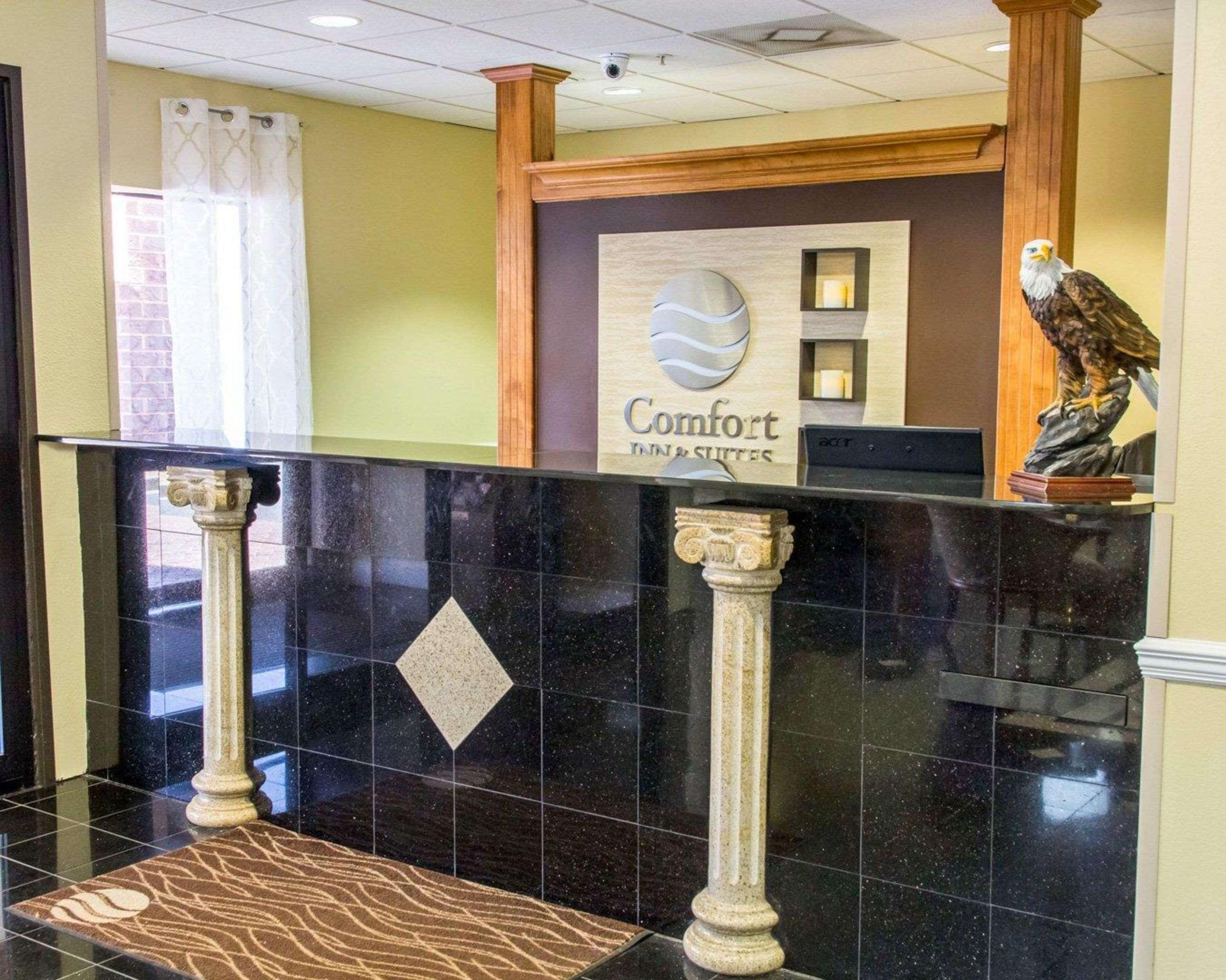 Comfort Inn & Suites Statesboro - University Area Bagian luar foto